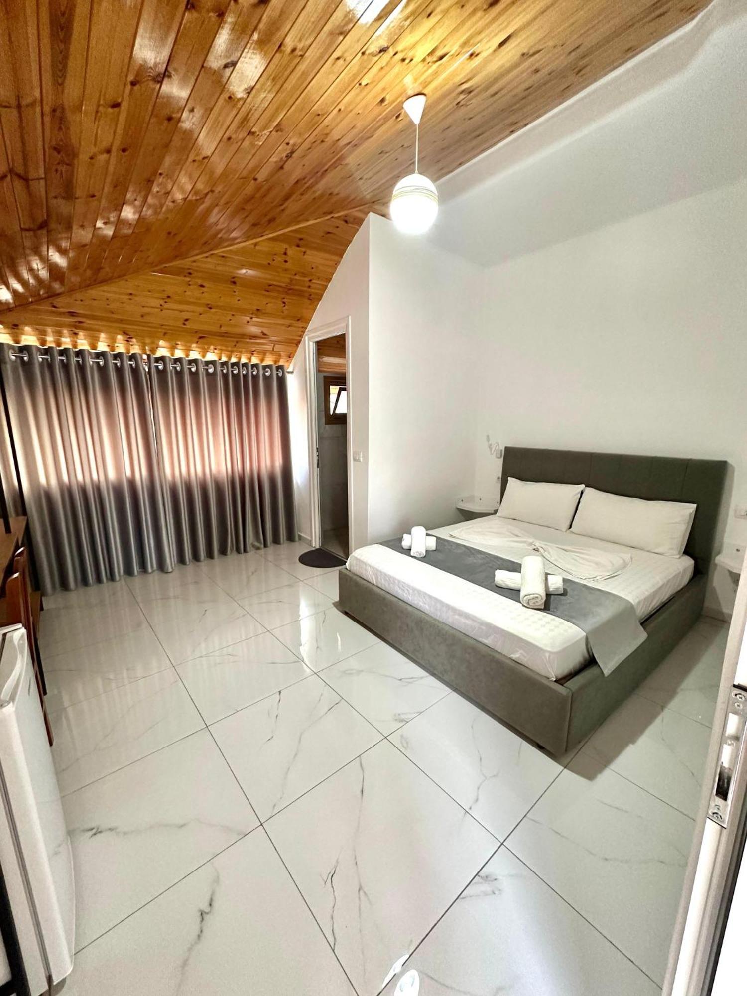 Maison d'hôtes Evelina Ernild Saranda